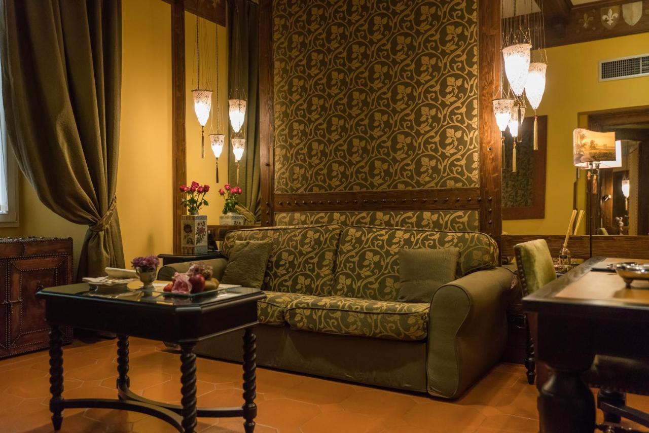 Hotel Bernini Palace Флоренция Экстерьер фото