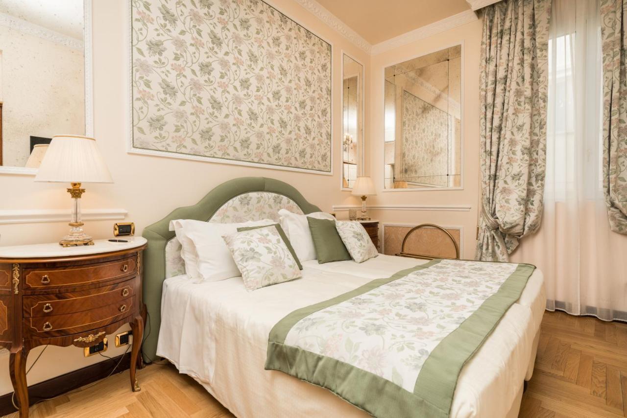 Hotel Bernini Palace Флоренция Экстерьер фото