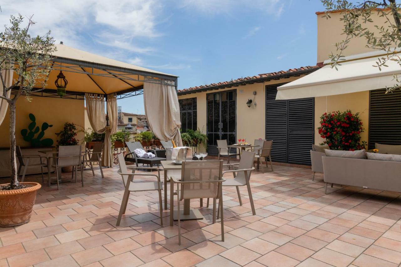 Hotel Bernini Palace Флоренция Экстерьер фото Rooftop terrace