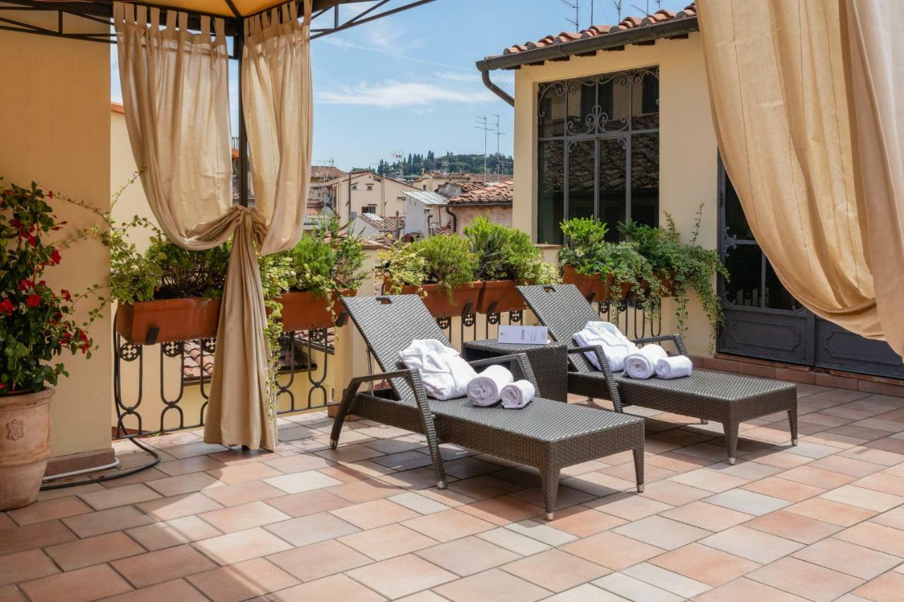Hotel Bernini Palace Флоренция Экстерьер фото Rooftop terrace